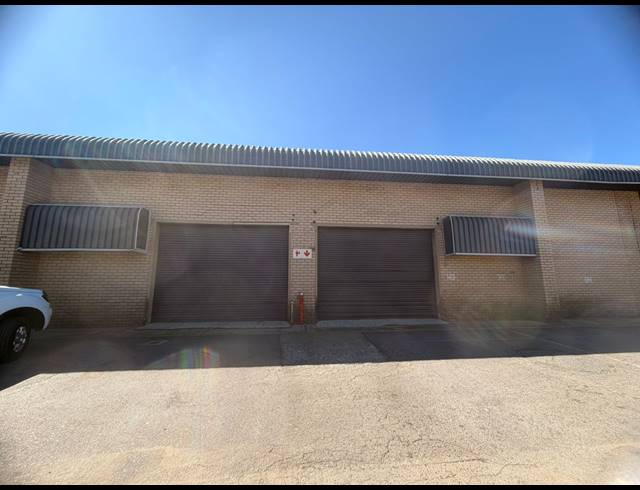 664M² WAREHOUSE TO LET IN MEADOWDALE